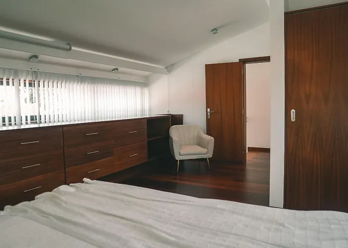 Rauls Place